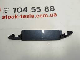 1Пластина наружной ручки двери передней/задней левая PMNG Tesla model S, model S REST 1008