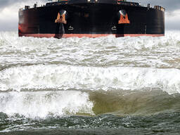 Продаю оптом нефтепродукты с доставкой