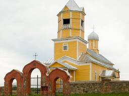 Земля на берегу озера в Латвии